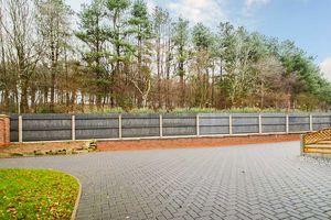 Photo 31- click for photo gallery